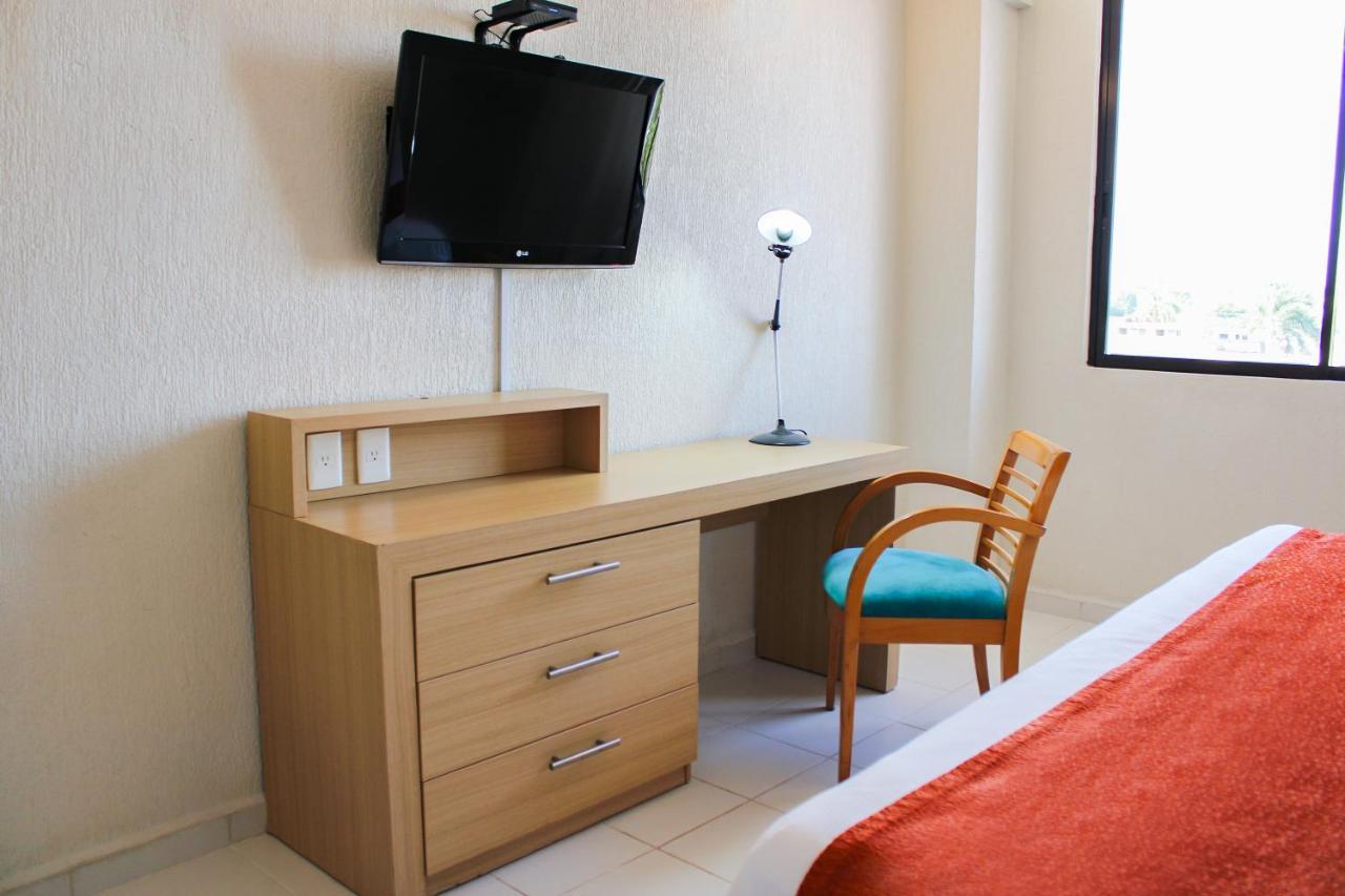 Hotel & Suites Real Del Lago Villahermosa Kültér fotó