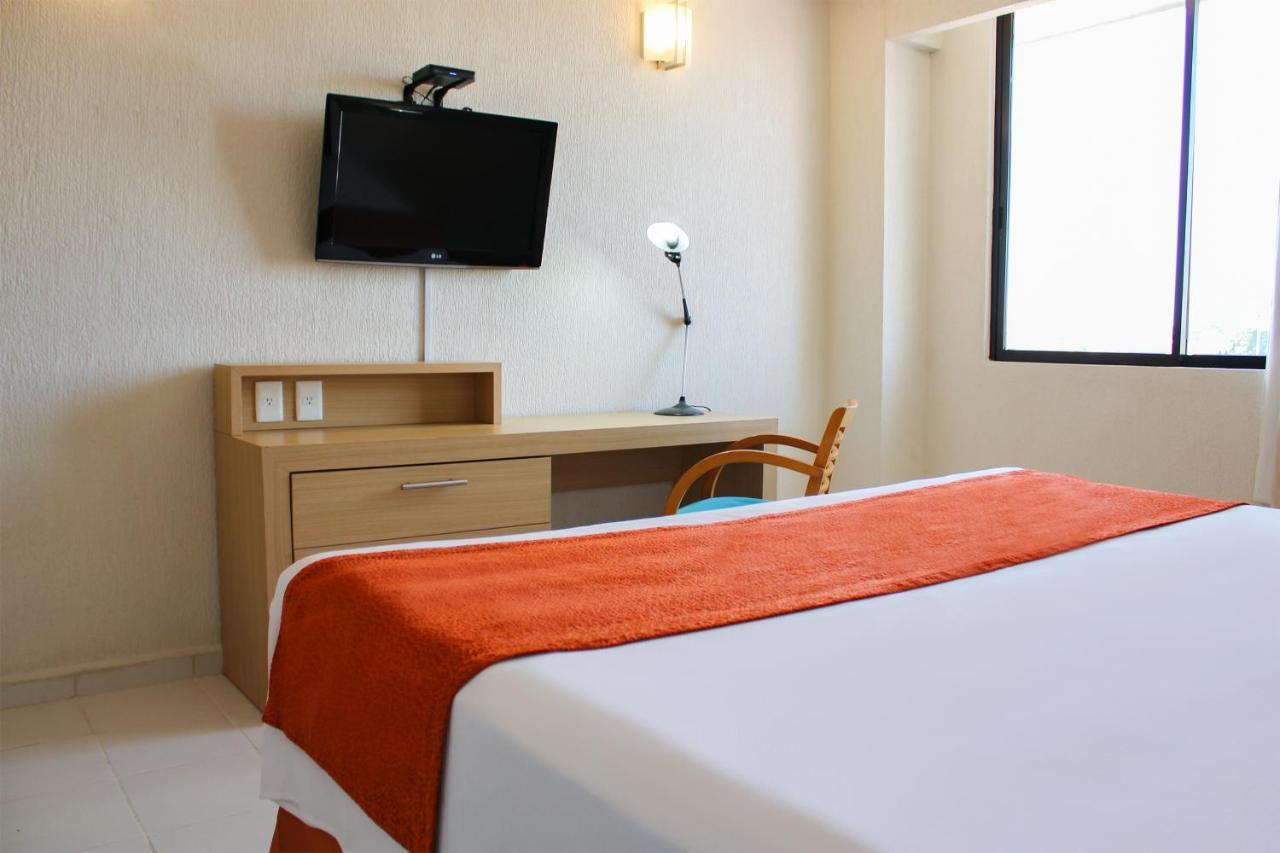 Hotel & Suites Real Del Lago Villahermosa Kültér fotó