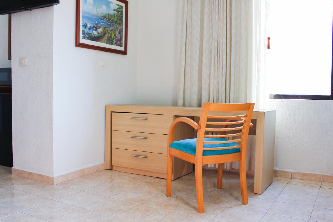 Hotel & Suites Real Del Lago Villahermosa Kültér fotó
