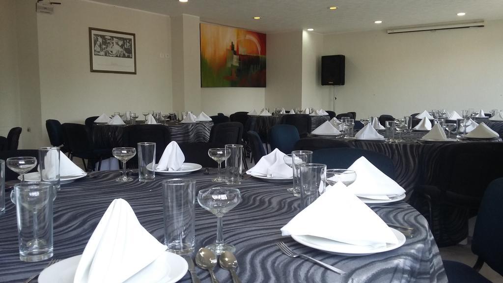 Hotel & Suites Real Del Lago Villahermosa Kültér fotó