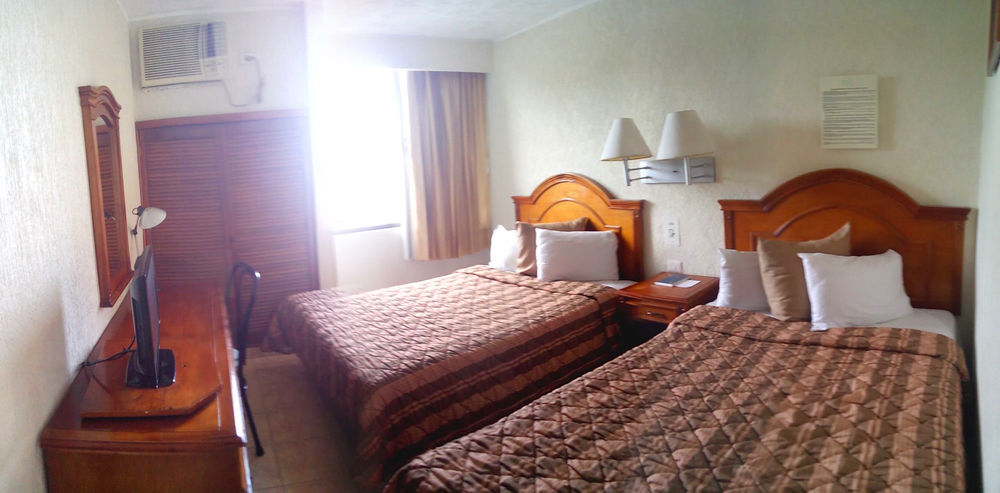Hotel & Suites Real Del Lago Villahermosa Kültér fotó