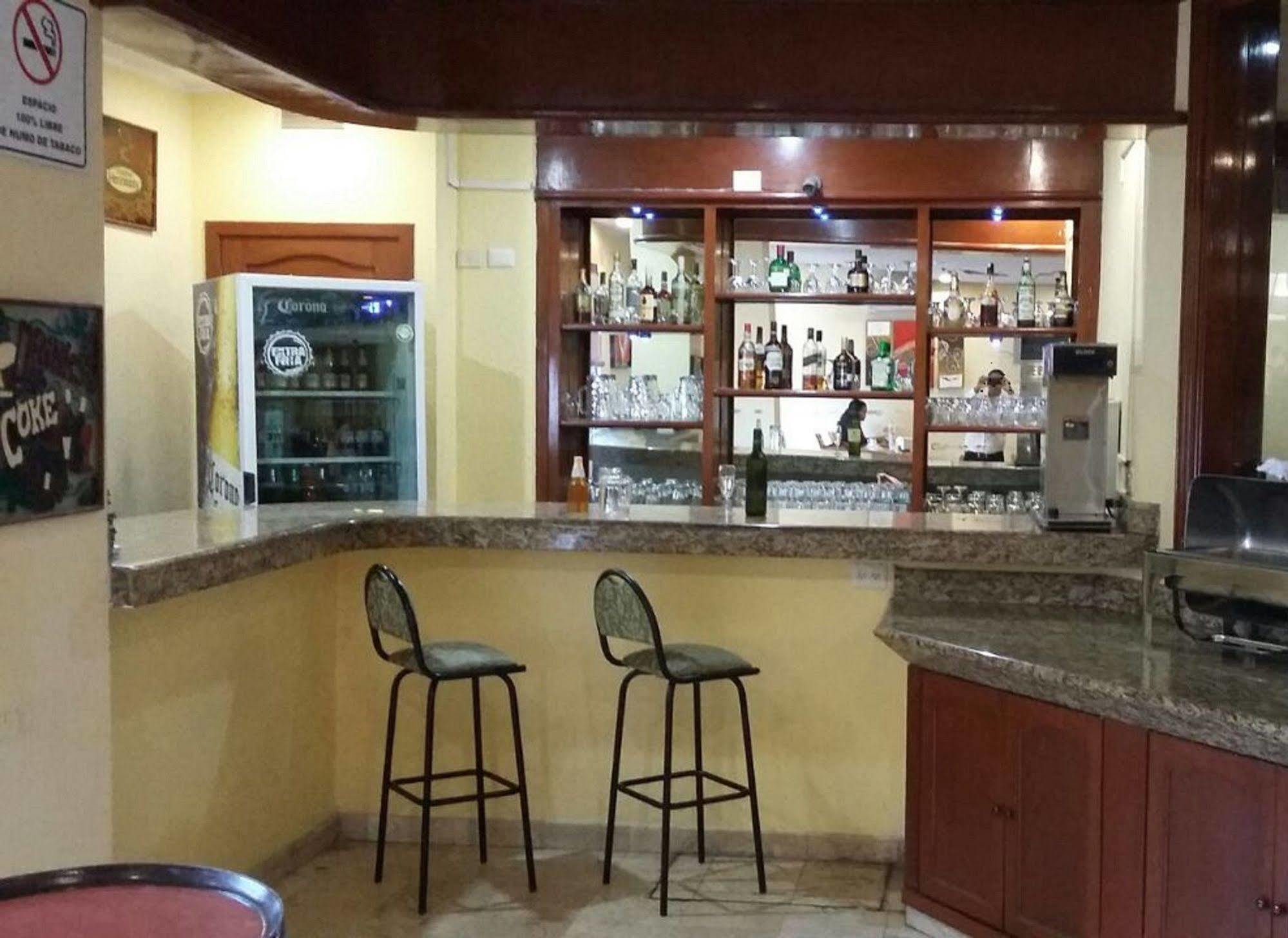 Hotel & Suites Real Del Lago Villahermosa Kültér fotó